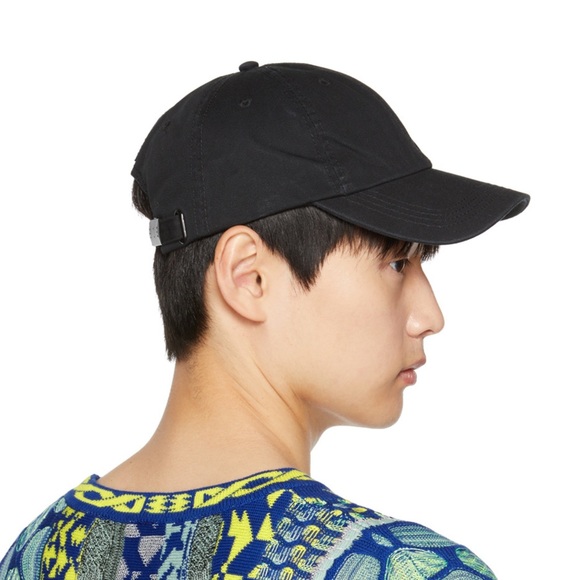 MCQ Black Cap - Picture 3 of 7